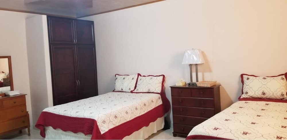 Family Double Room, 2 Double Beds photo 1