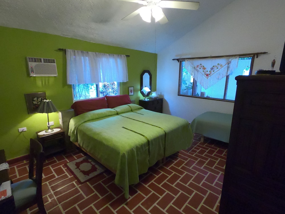Family Single Room