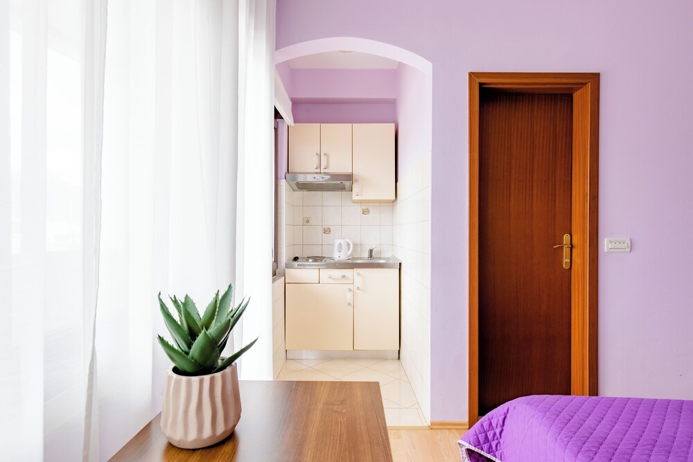Standard Double Room, City View photo 3