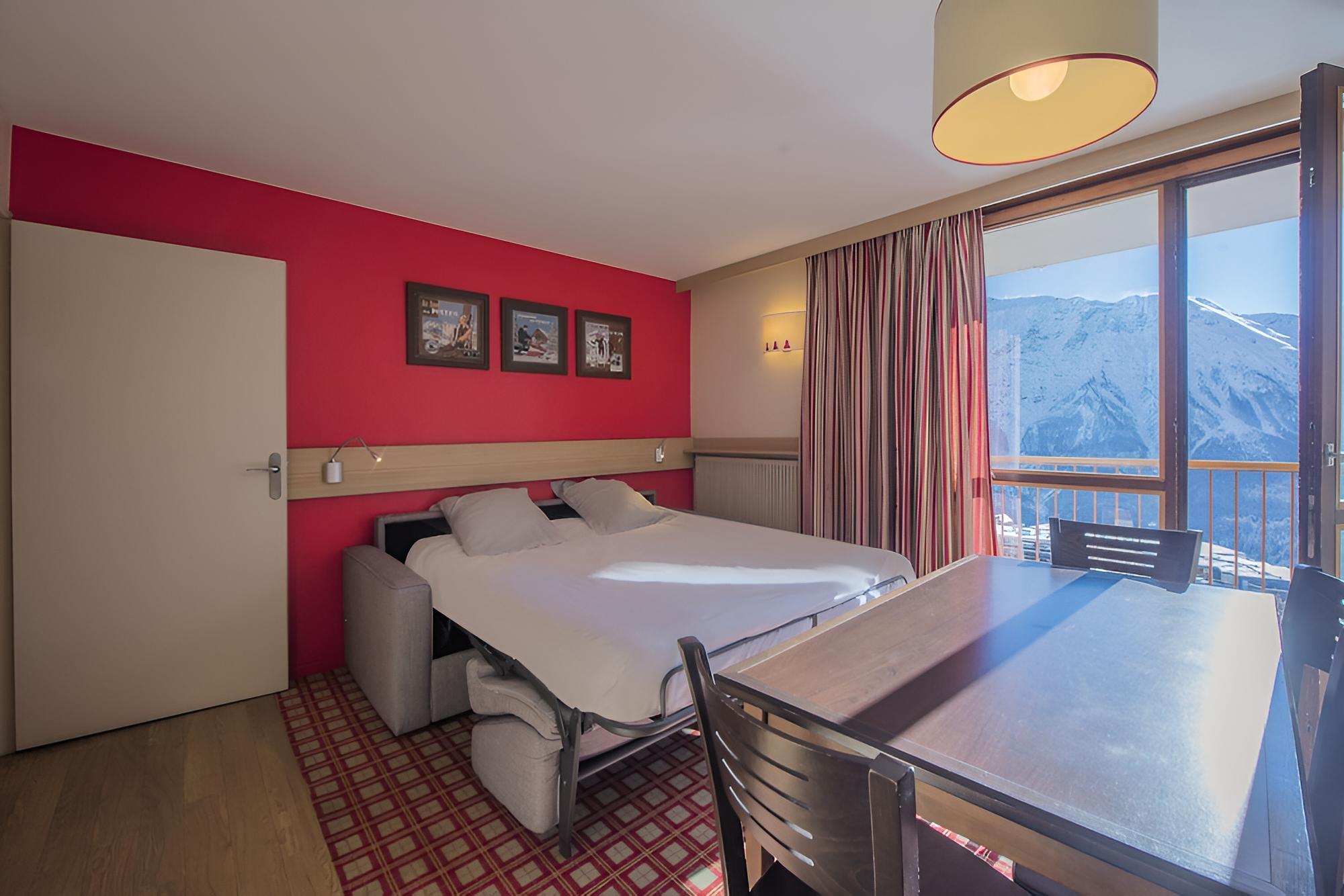 Classic Quadruple Room, 1 Bedroom, Mountain View