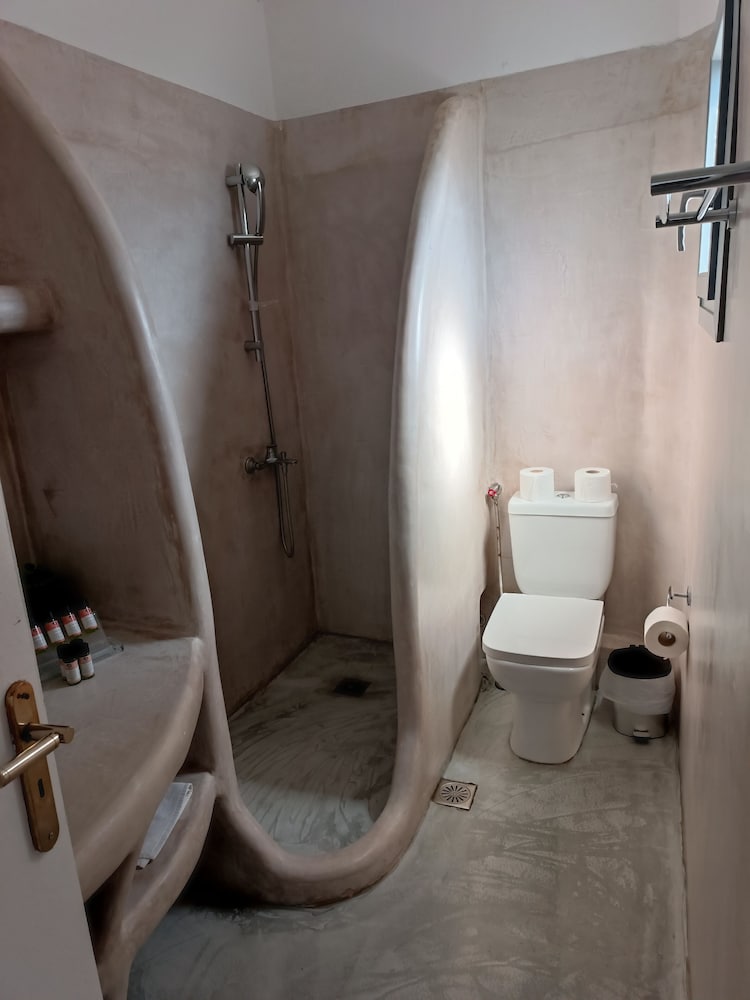 Standard Room - Photo 4