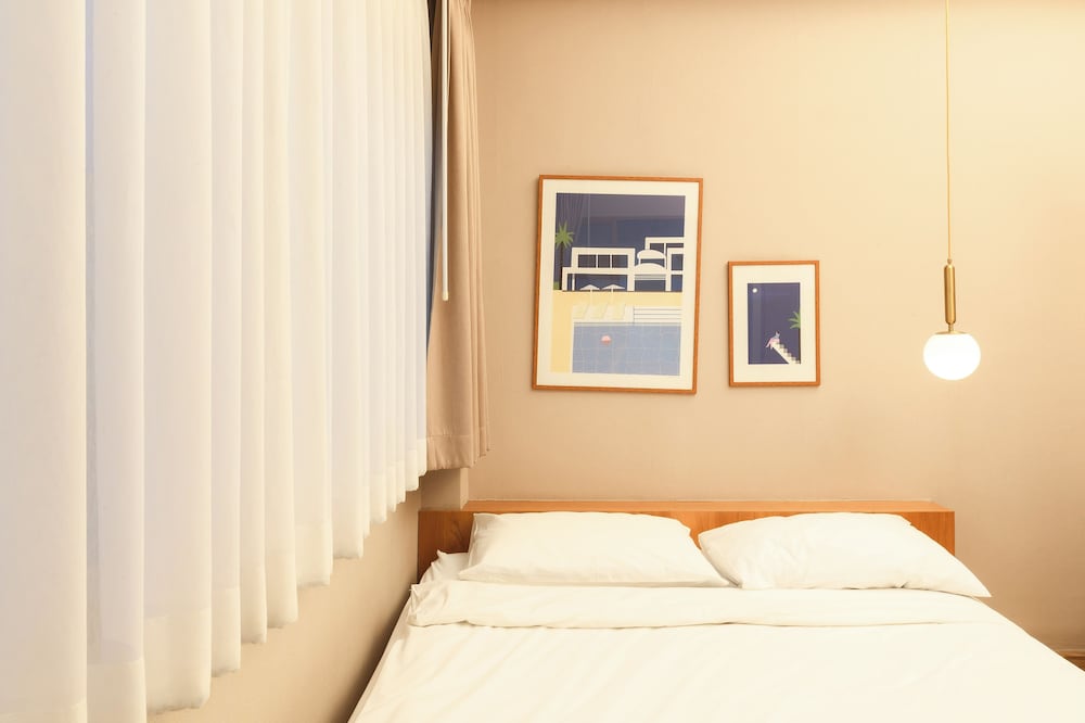 Double Room, 1 Queen Bed, Private Bathroom, City View
