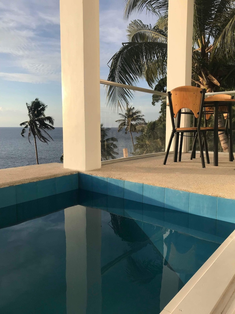 Romantic Room, 1 Queen Bed, Private Pool, Ocean View photo 3