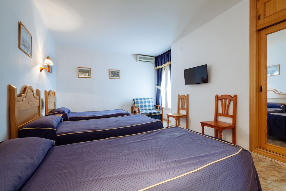 Standard Triple Room for 3 people - Photo 2