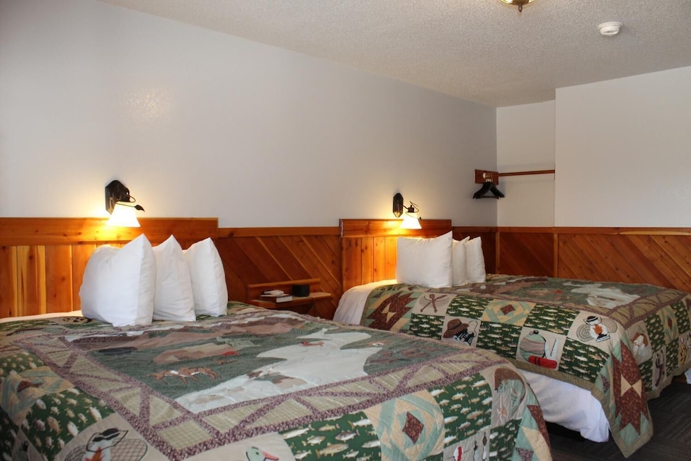 Economy Suite, 2 Bedrooms, Non Smoking, Kitchen photo 1
