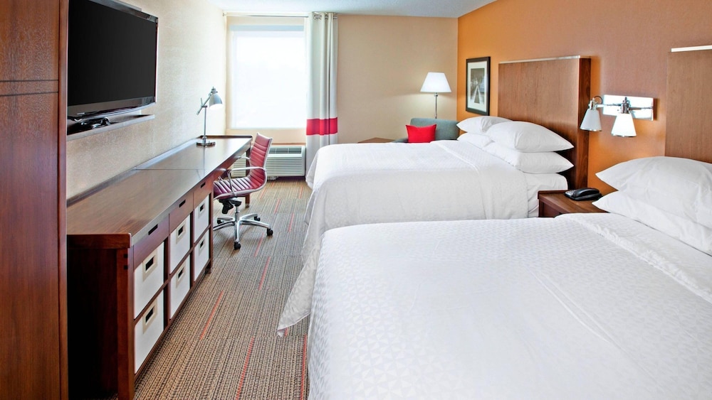 Room, 2 Double Beds - Photo 1