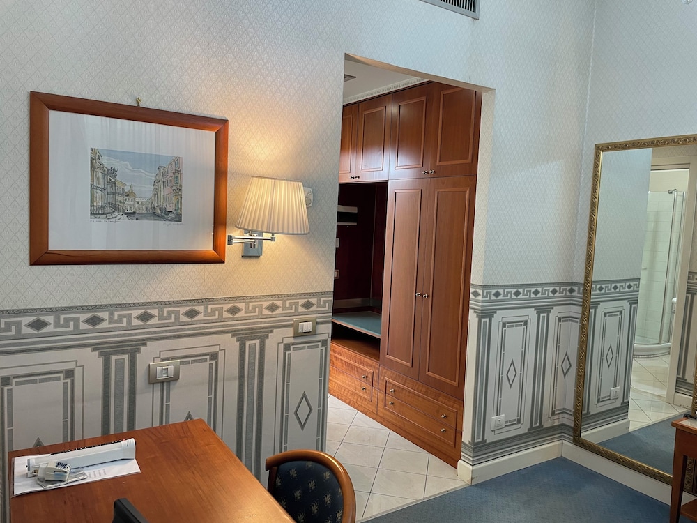 Economy Room photo 3