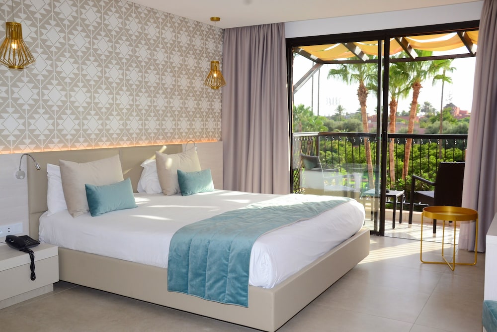 Double Room, Balcony