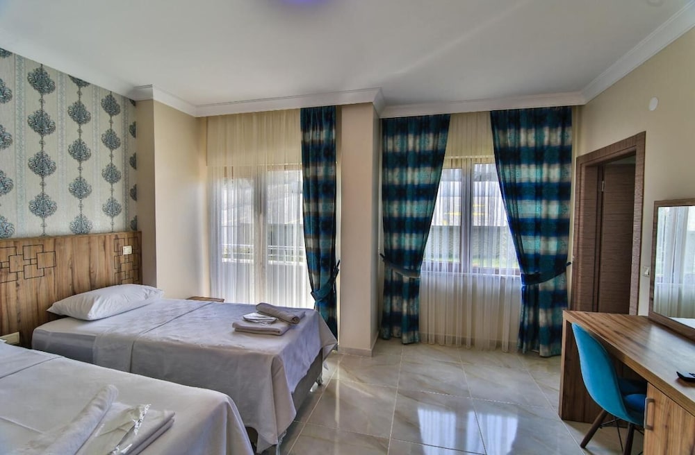 Standard Twin Room - Photo 5
