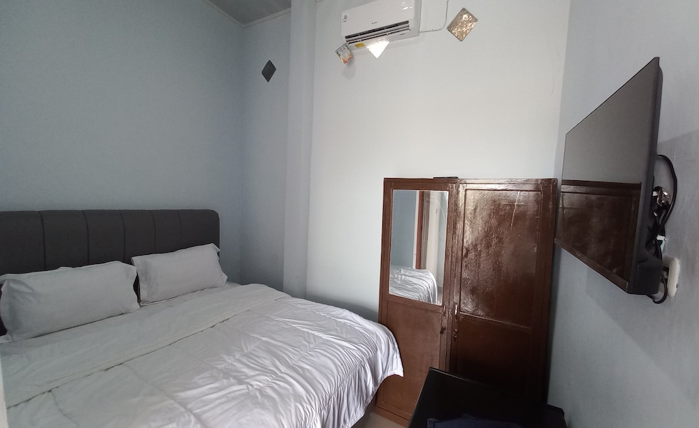 Deluxe Double Room - Photo 9