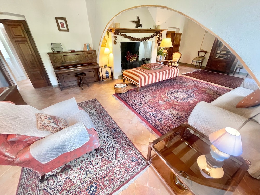 Villa, 5 Bedrooms, Smoking, Private Pool photo 1