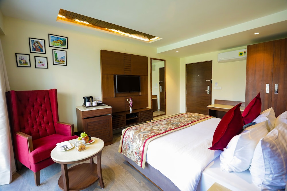 Deluxe Room - Photo 3