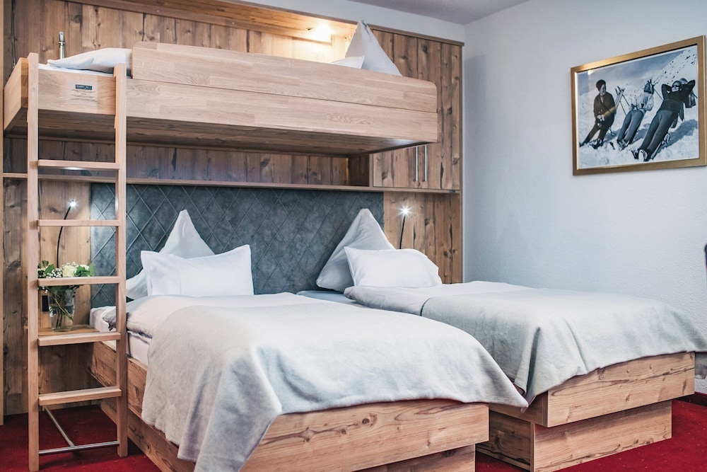 Deluxe Suite