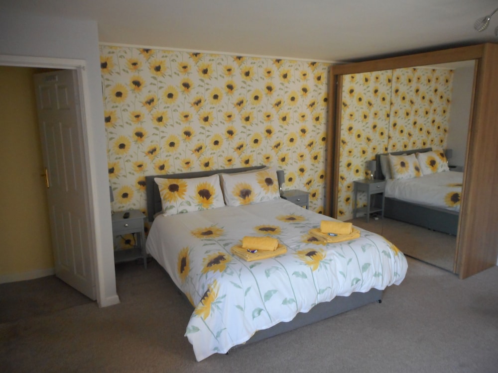 Superior Quadruple Room, Ensuite (Ground Floor)