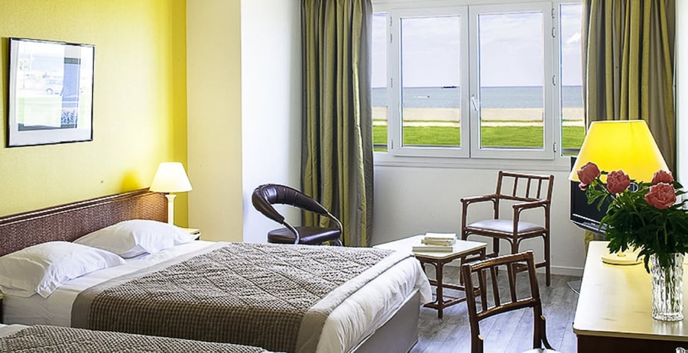 Twin Room, Sea View photo 3