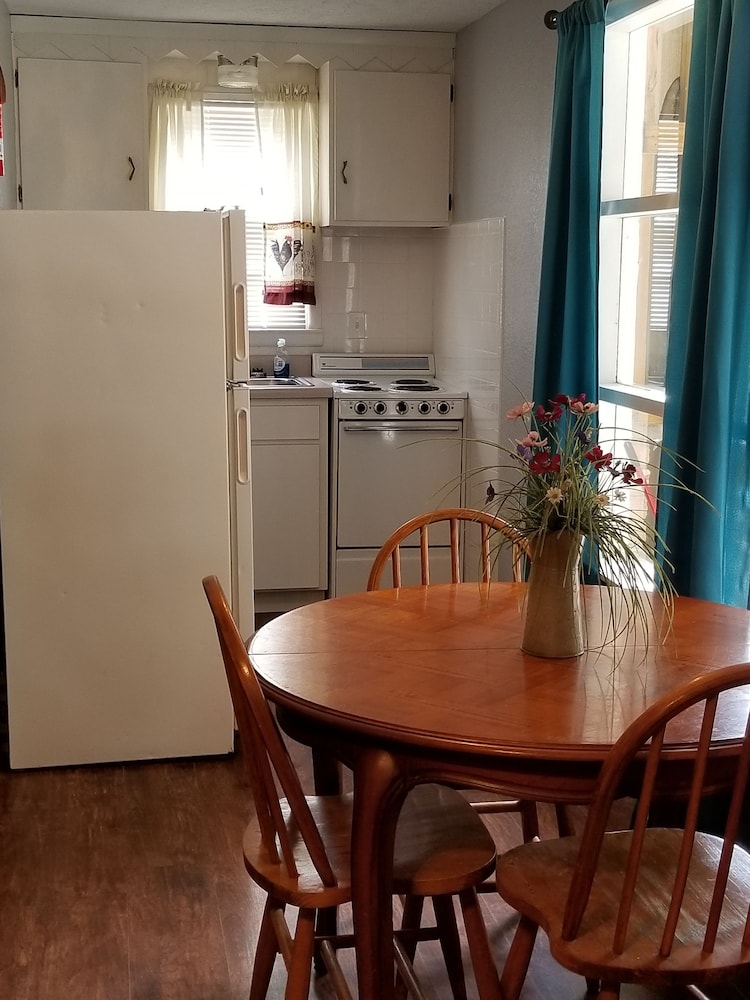 Premium Cottage, 2 Bedrooms, Pool Access photo 3