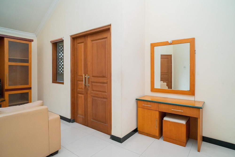 Suite - Photo 9