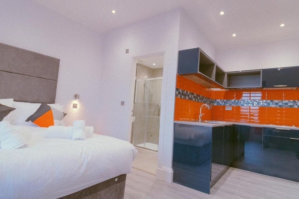 Luxury Studio Suite, City View