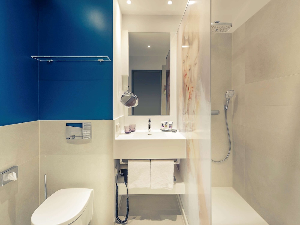 Privilege, Twin Room, Multiple Beds thumbnail 6