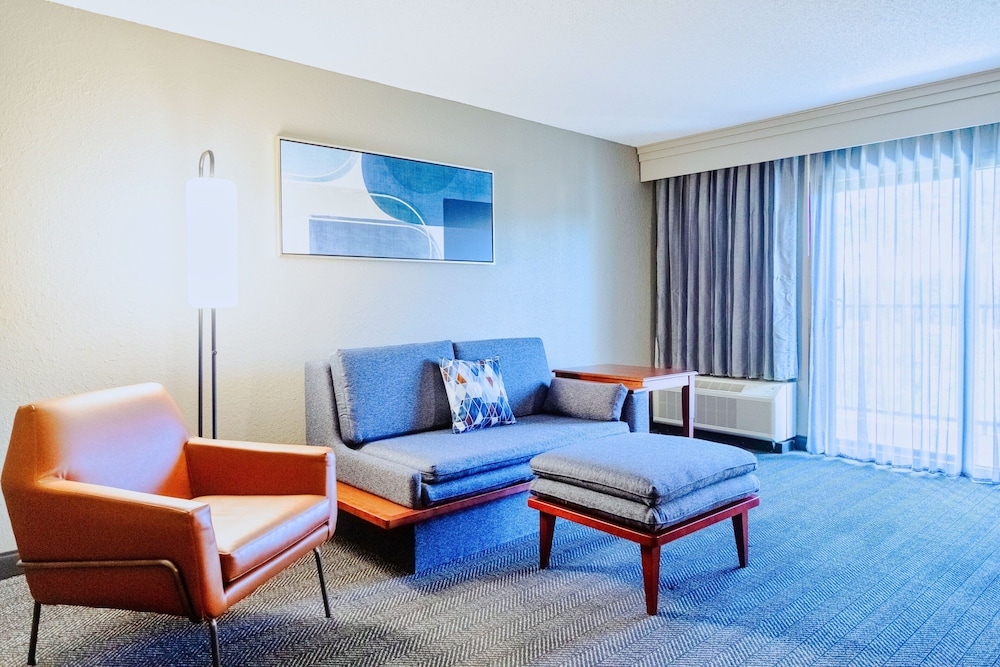 Suite, 1 Bedroom, Balcony