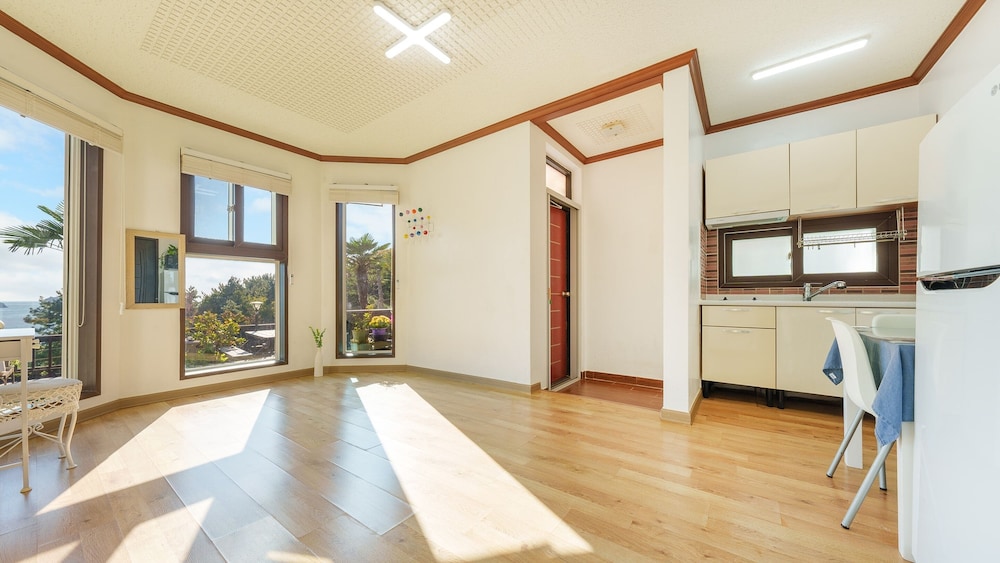 Basic Room, 1 Bedroom (Poodle 102) photo 3