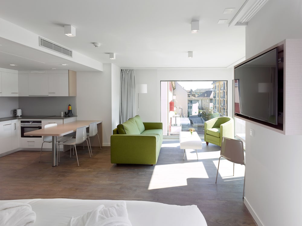 Premium Suite, Kitchen photo 3