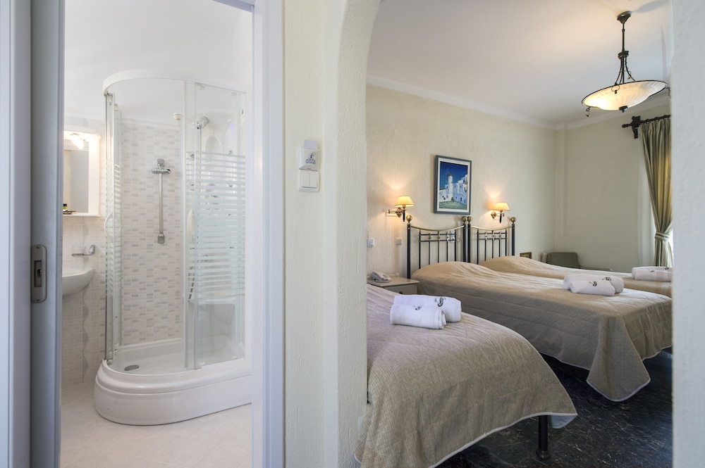 Quarto Triplo Standard