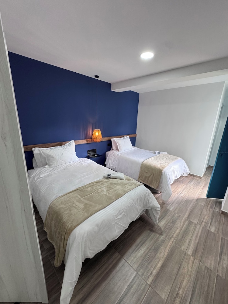 Comfort Quadruple Room, Mountain View photo 1