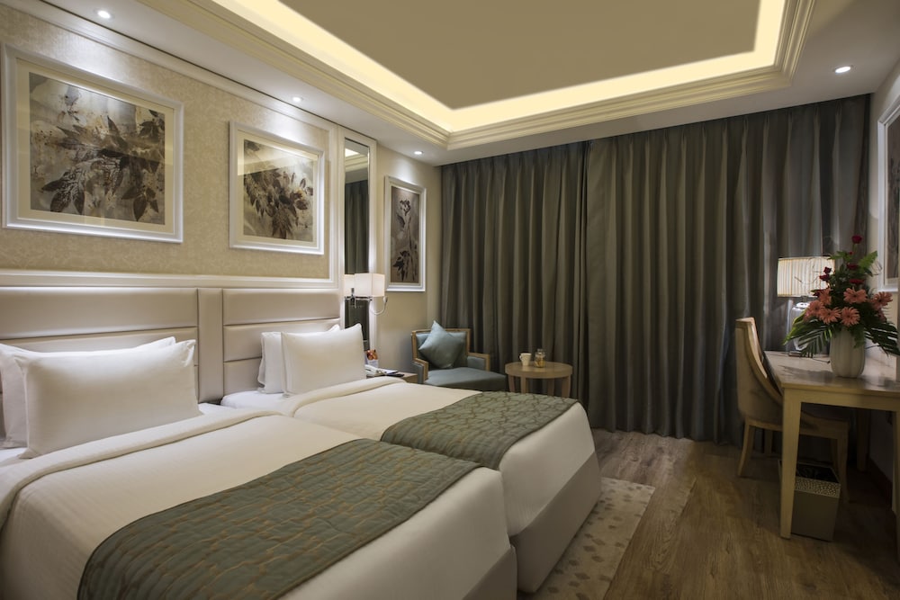 Superior Room, 2 Twin Beds photo 2