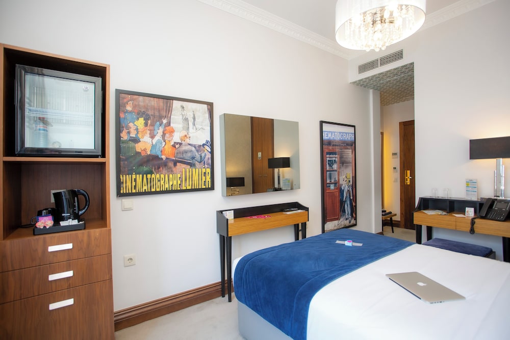 Economy Double Room - Photo 7