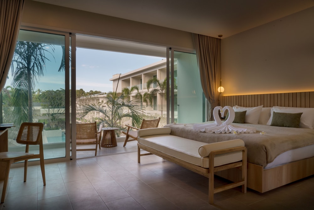 Deluxe Room, Resort View
