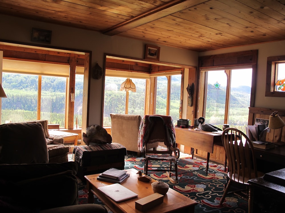 Basic Double Or Twin Room, Mountain View photo 1
