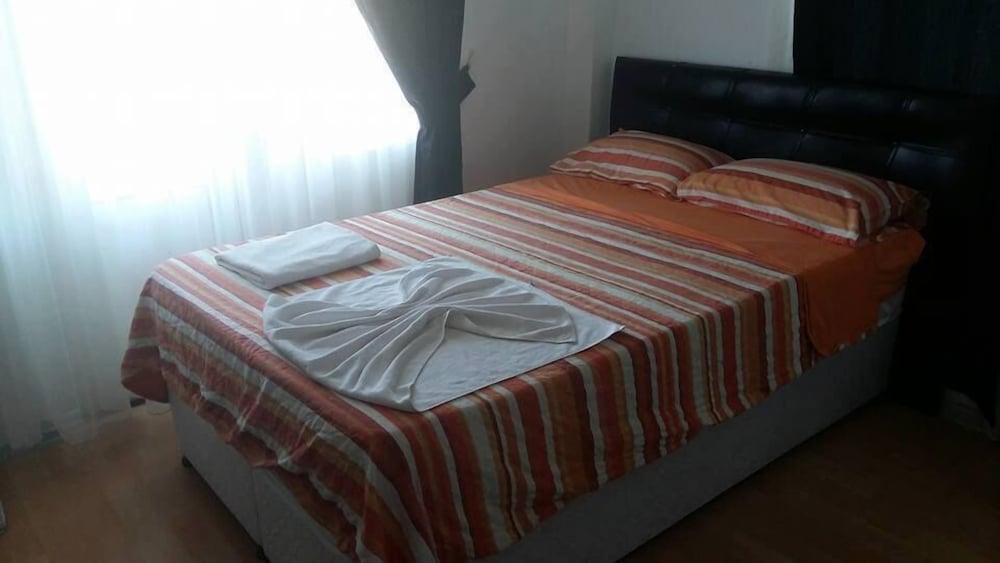 Standard Double or Twin Room photo 1