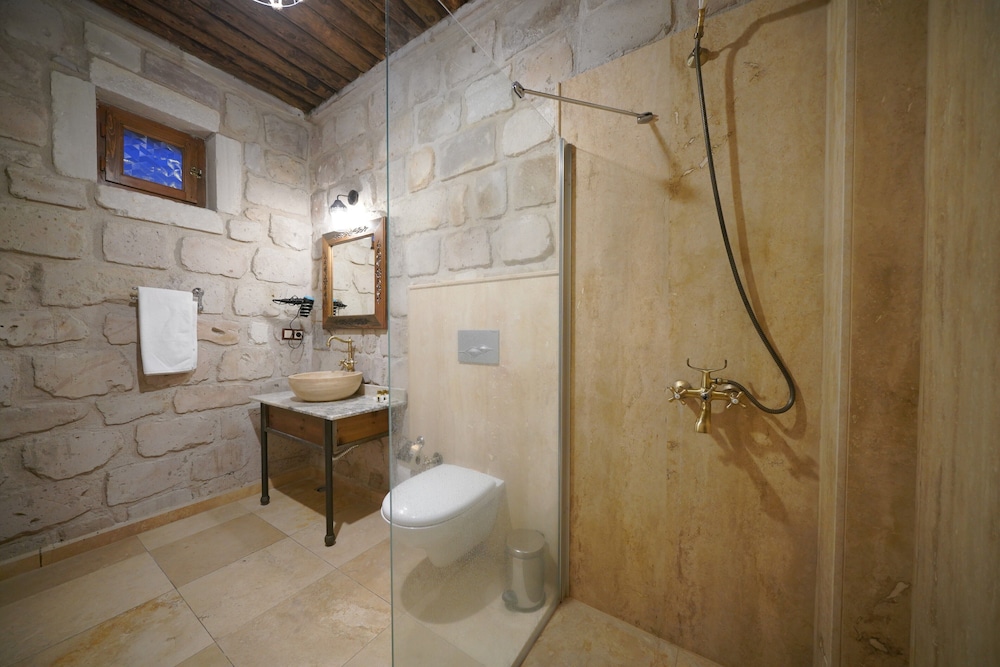 Luxury Suite photo 3