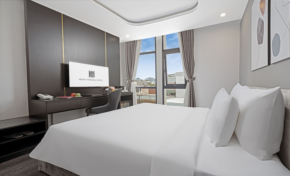 Deluxe Double Room, City View - Photo 1
