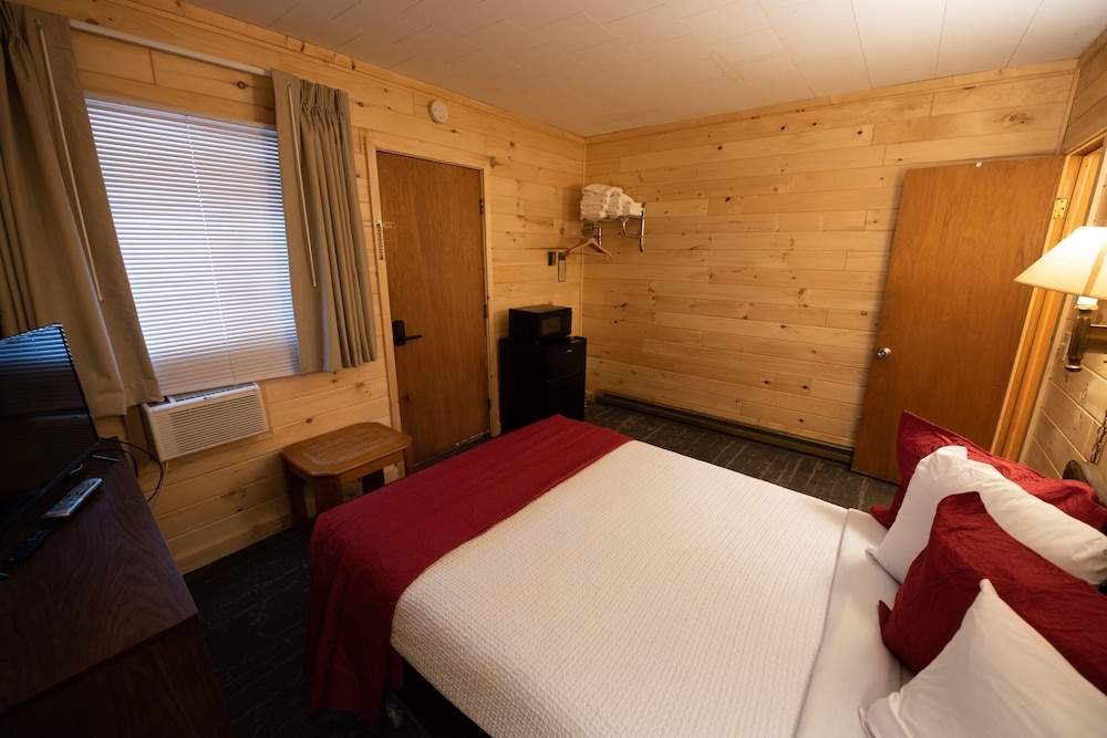 Economy Single Room, 1 Double Bed photo 3