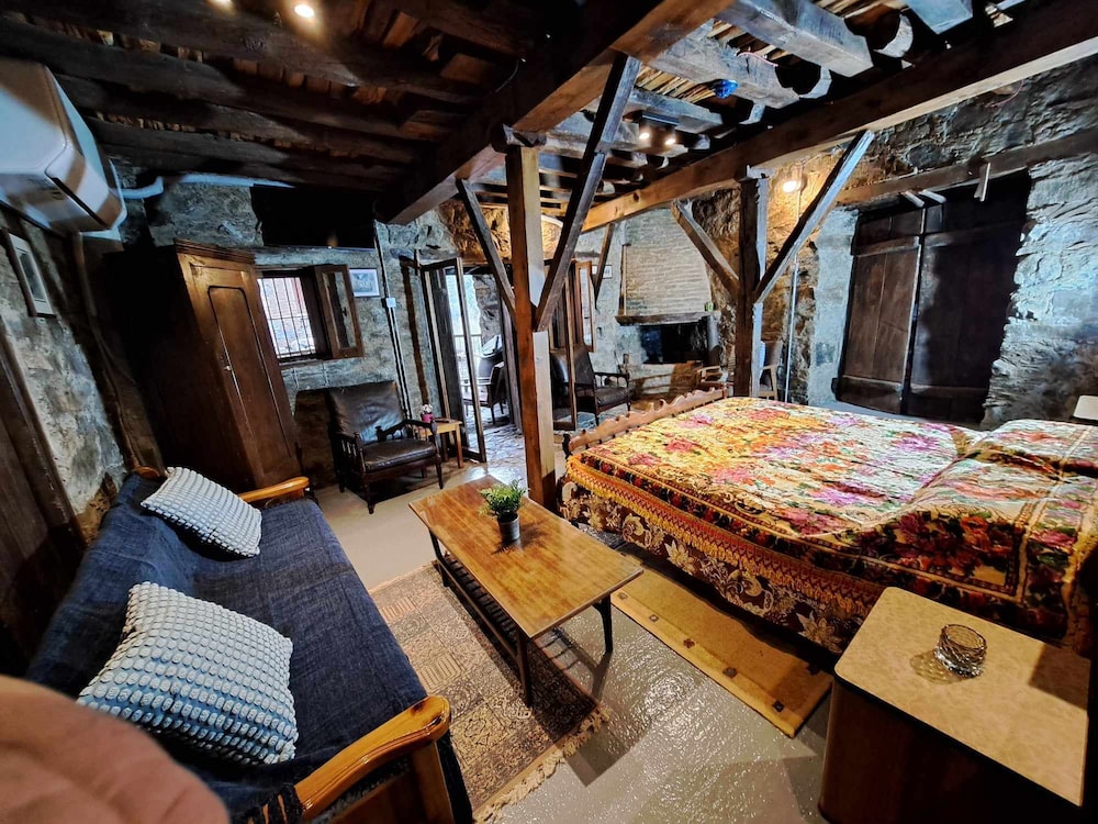 Family Studio Suite photo 2