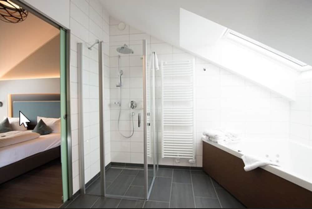 Junior Suite - Photo 9