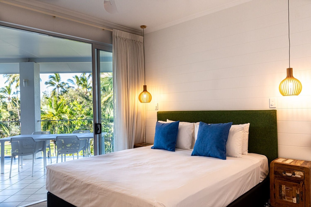 Deluxe Apartment, 2 Bedrooms, Balcony, Ocean View photo 3
