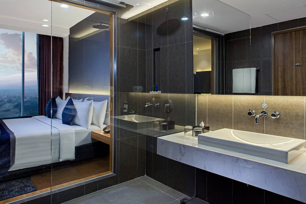 Deluxe Room - Photo 2