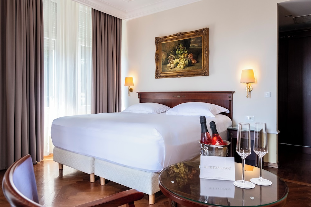 Standard Double or Twin Room, Balcony, Sea View - Photo 3
