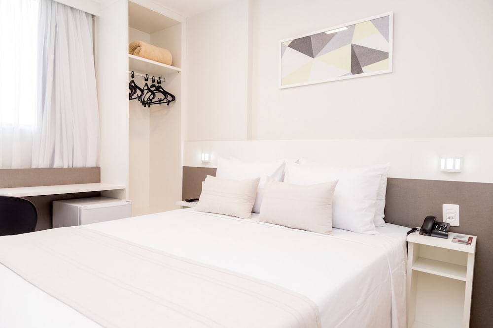 Standard Double Room - Photo 2