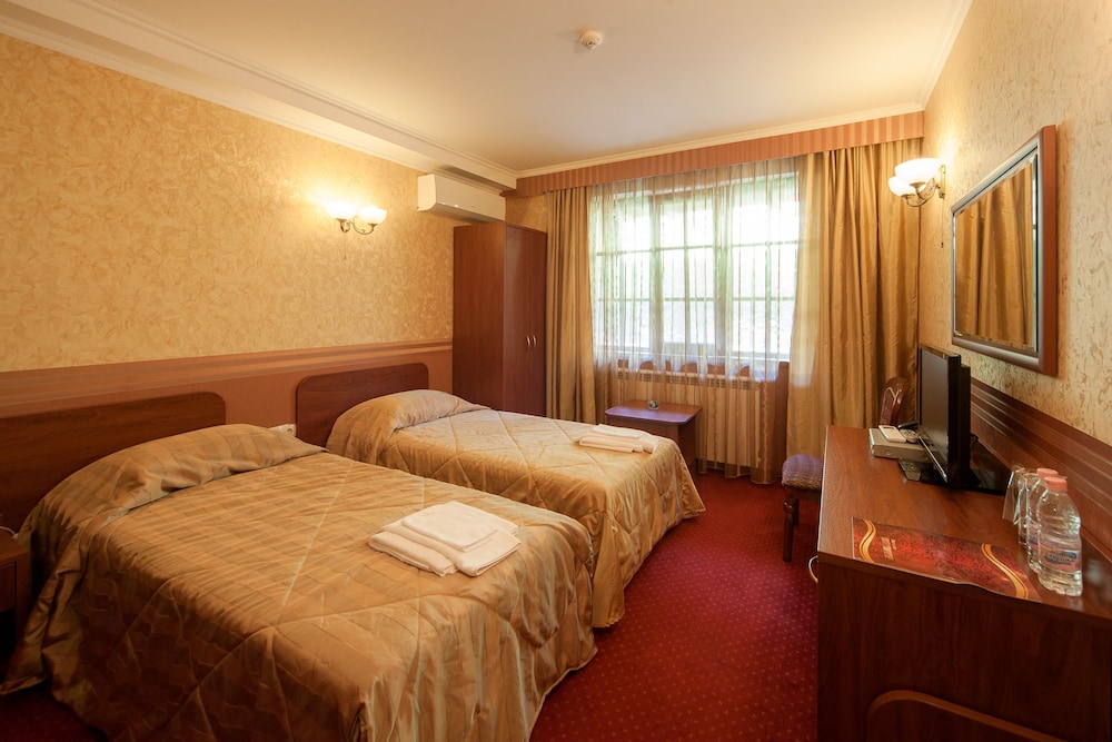 Economy Double or Twin Room photo 1