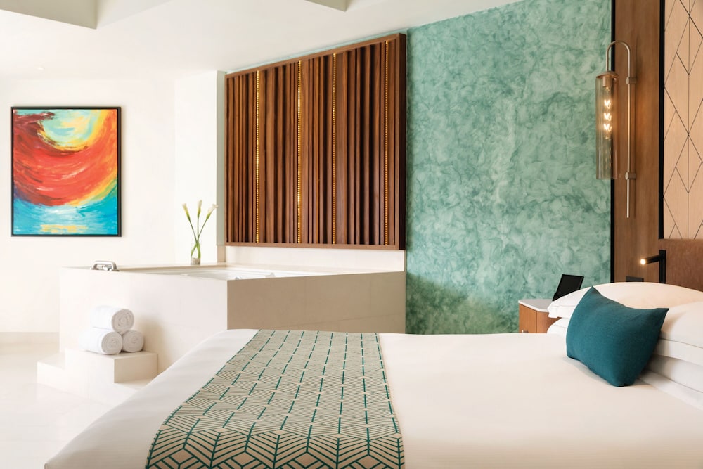 Junior Suite, 1 King Bed, Ocean View