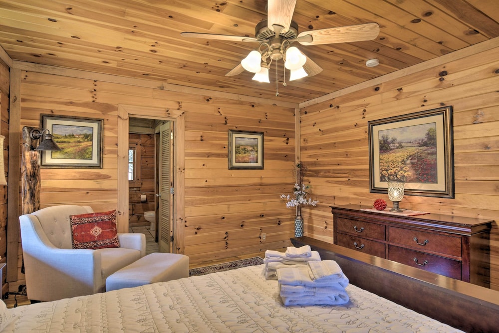House (2 Bedrooms) photo 1