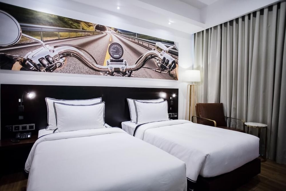 Superior Double or Twin Room photo 2