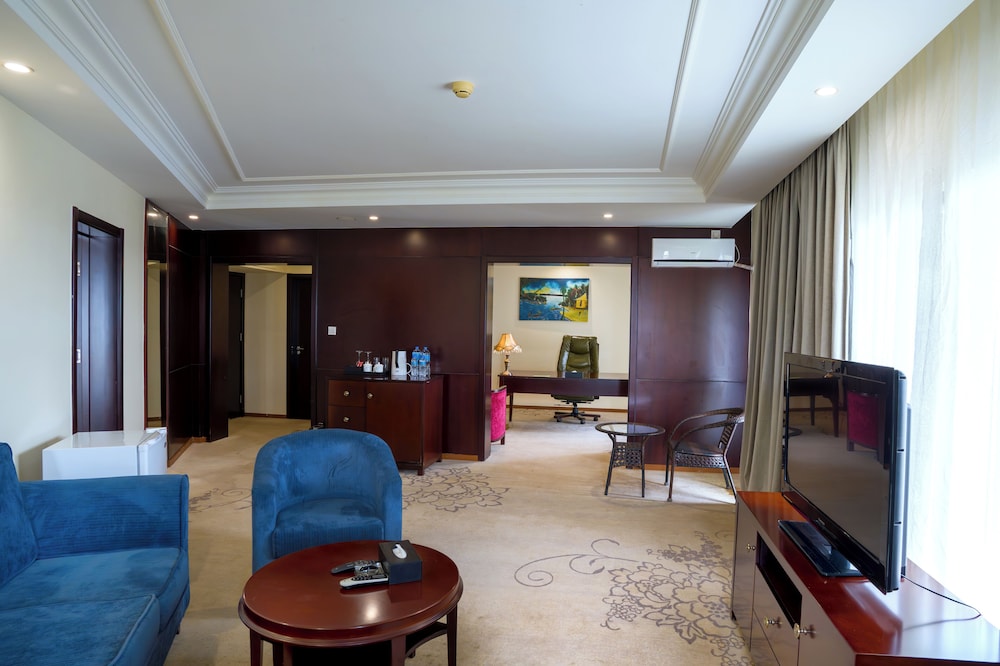 Luxury Studio Suite, Balcony, Sea View photo 2