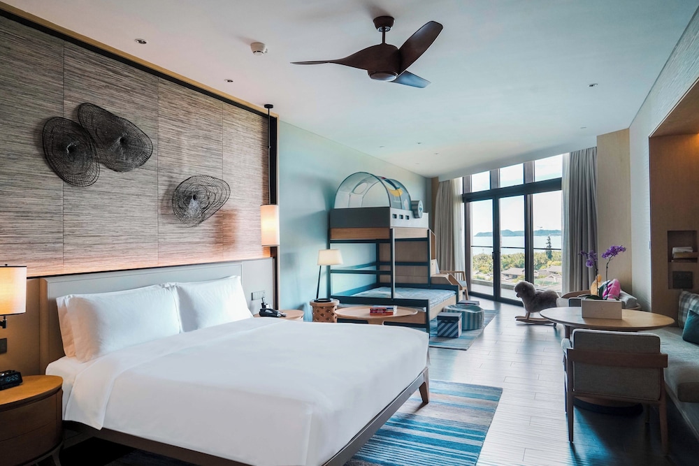 1 King1 bunk Standard Ocean View KidsTheme Balcony