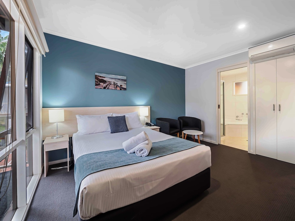 Queen Spa Room photo 2