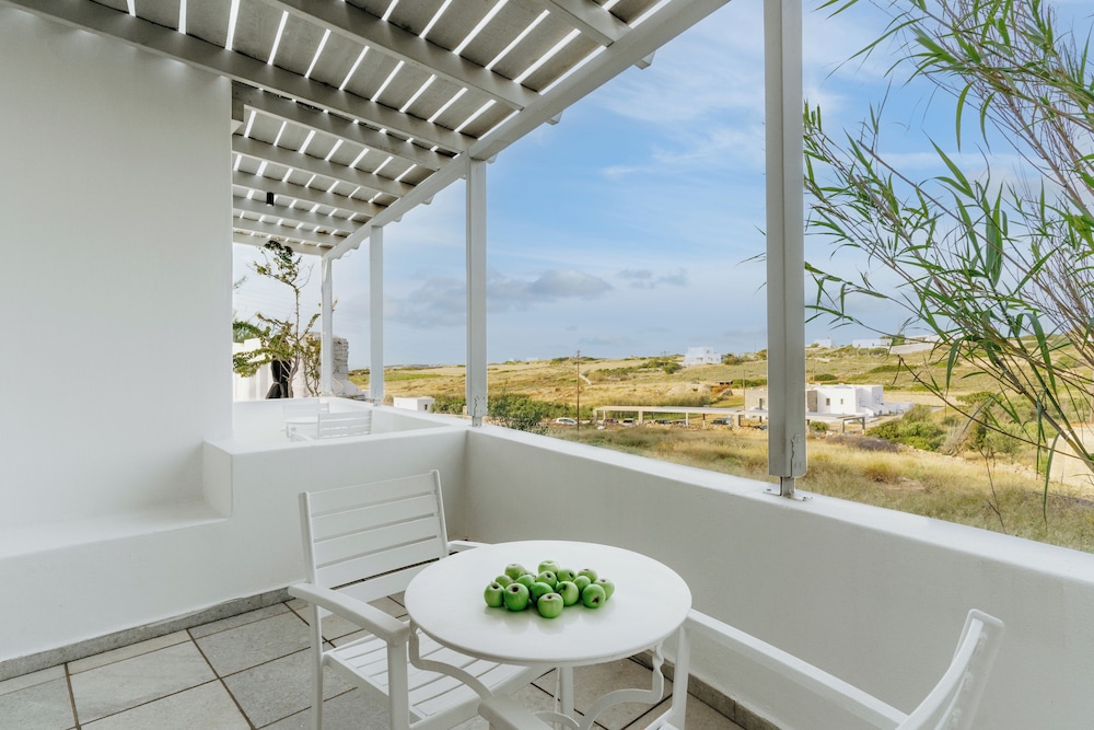 Mr & Mrs White Paros, Foto 2
